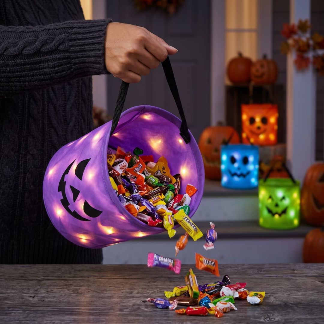 GlowTreat - Light-Up Halloween Candy Bag