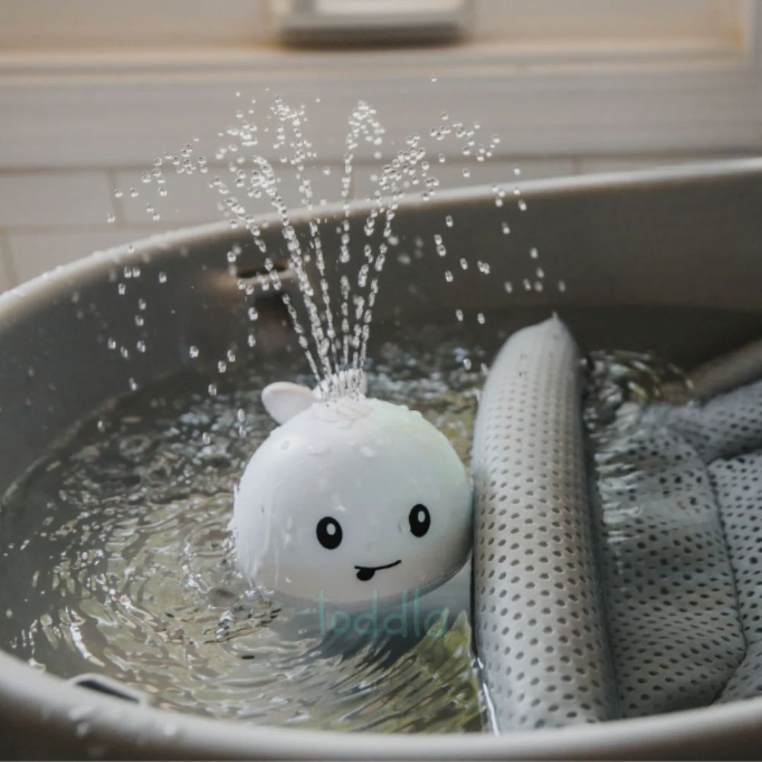 SplashWhale - Light-Up Whale Bath Toy