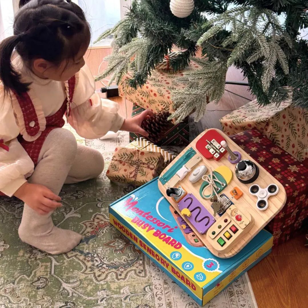 BusyBuddy - Montessori Wooden Activity Board