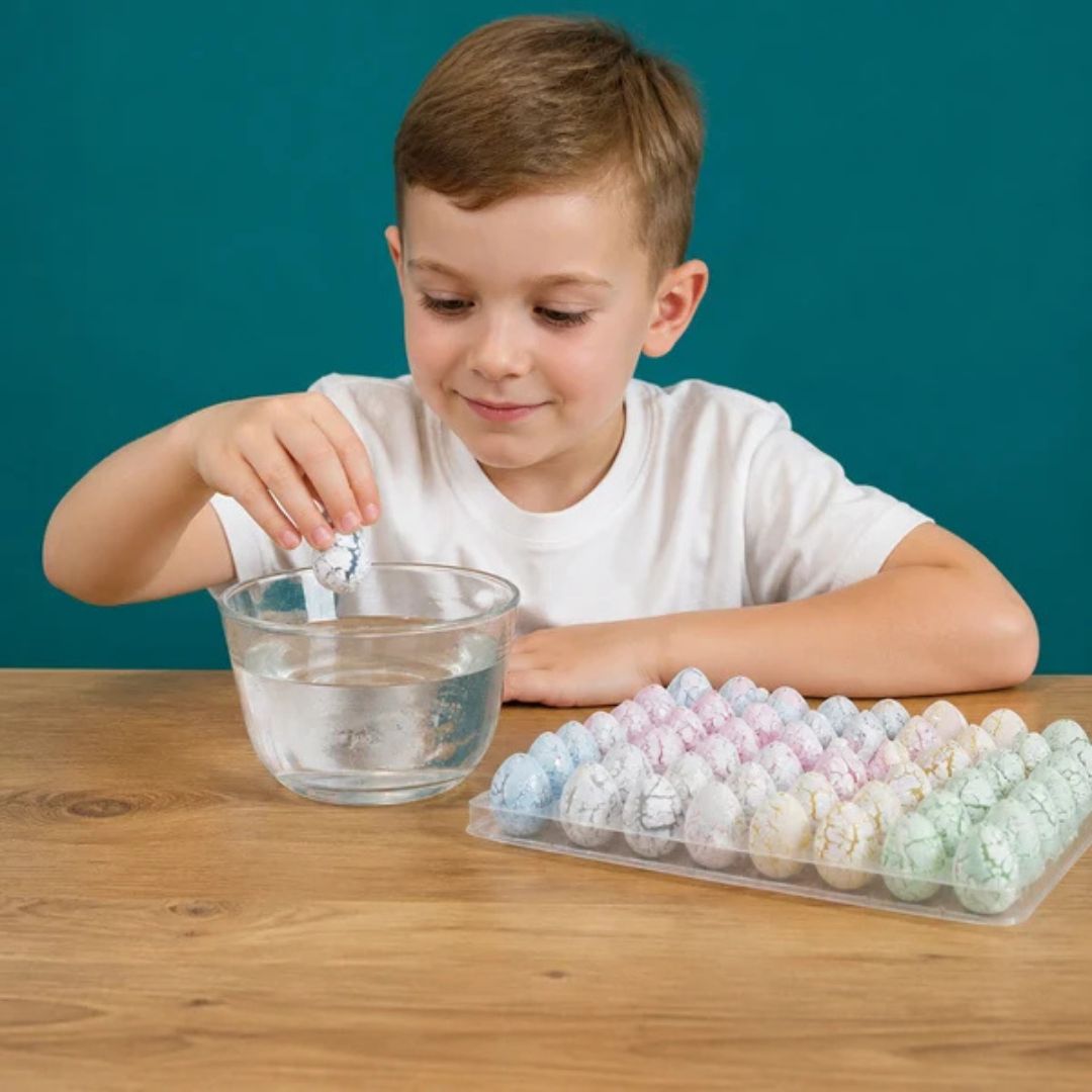 DinoHatch - Hatching Dinosaur Egg Set