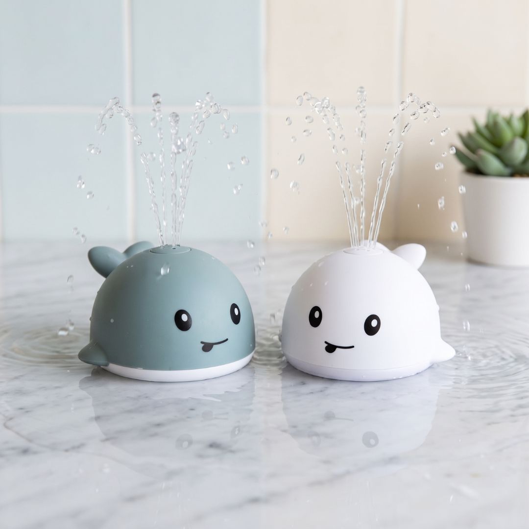 SplashWhale - Light-Up Whale Bath Toy