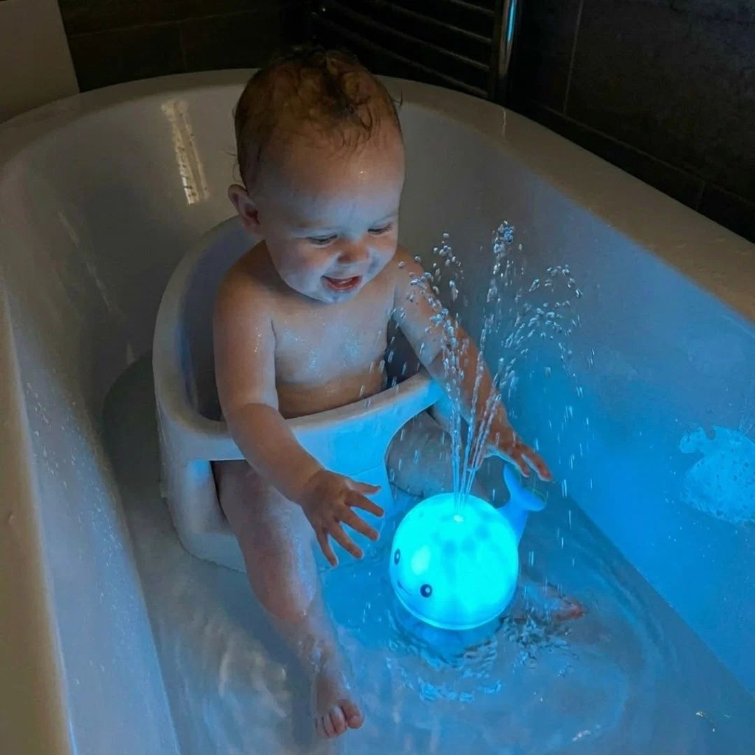 SplashWhale - Light-Up Whale Bath Toy