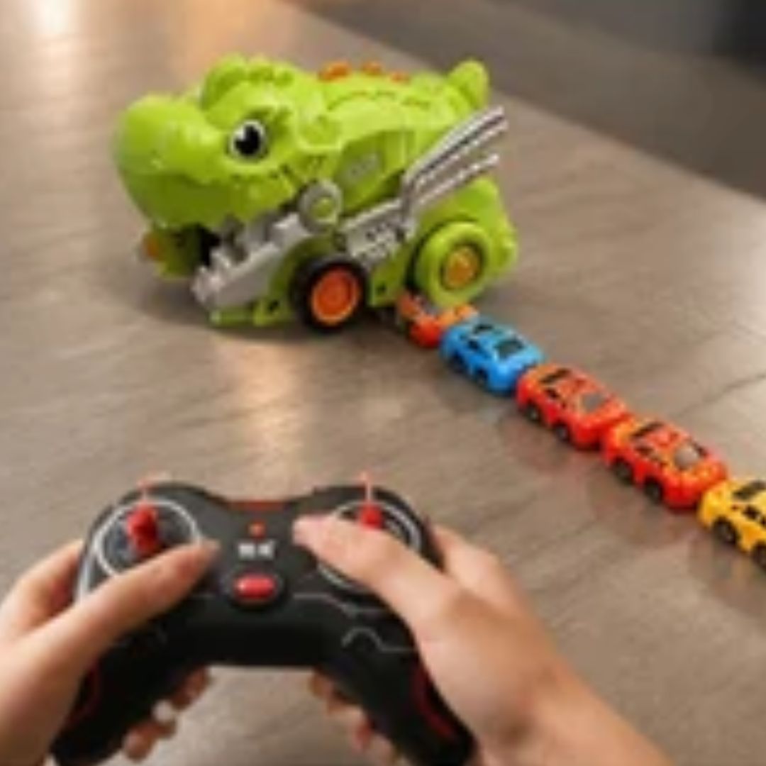 RumbleRex - Dinosaur Truck with Car Chomping Action